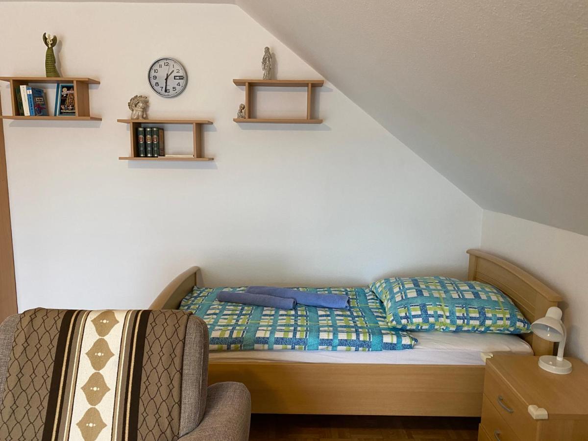 Apartment Mit Blick Auf Herkules Mit Parkplatz Кассель Экстерьер фото